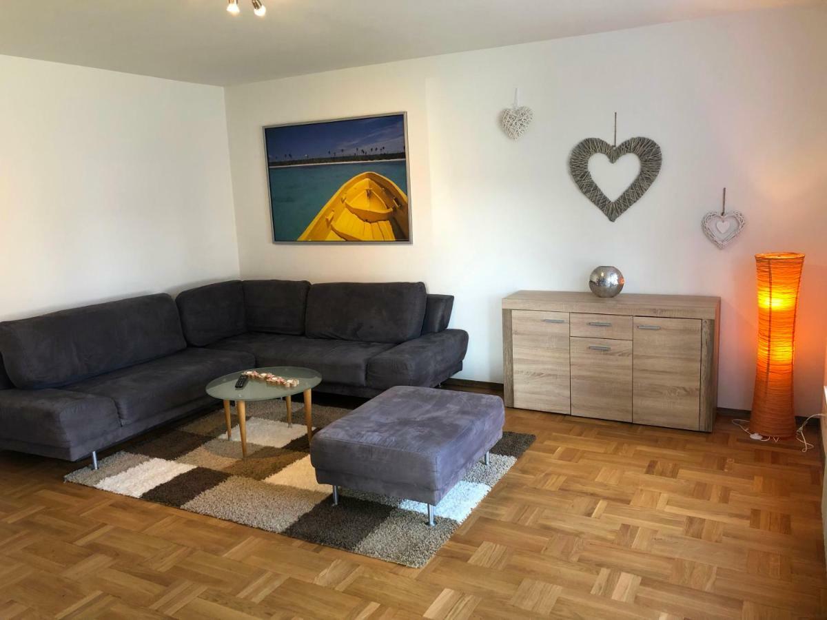Ferienwohnungen / Ferienhaus Adelsried Buitenkant foto